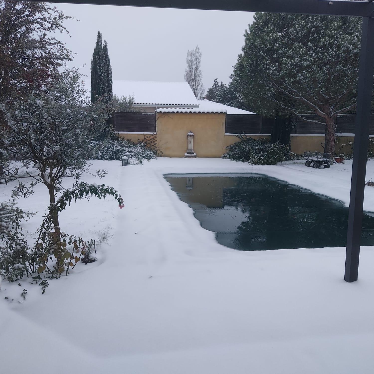 Bed and Breakfast La Frenaie Saint-Cyr-sur-le-Rhone Exterior foto