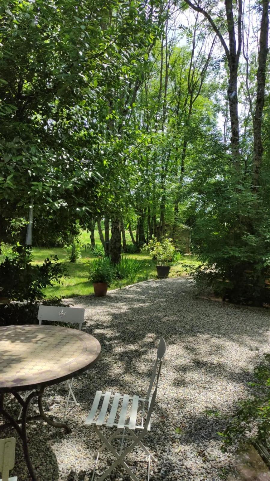 Bed and Breakfast La Frenaie Saint-Cyr-sur-le-Rhone Exterior foto